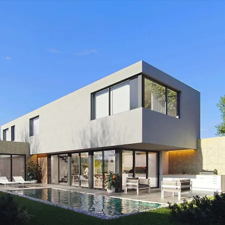 Stunning Design With Large Private Pool 30sqm Willa *